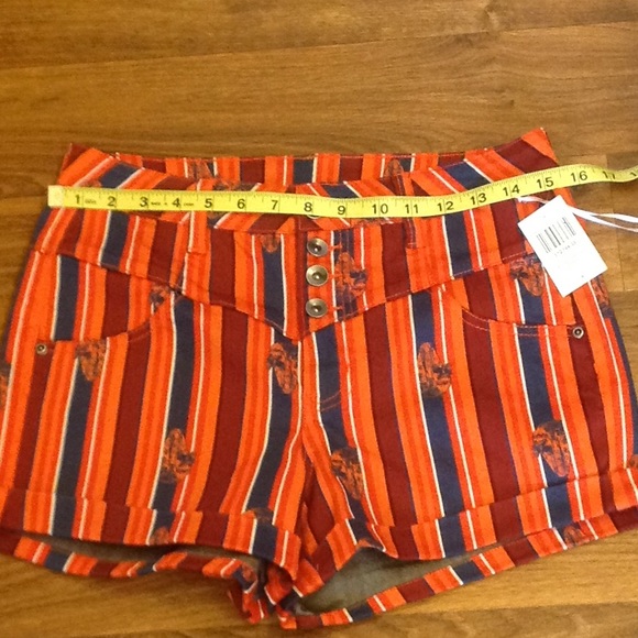 Her Universe Star Wars Solo striped shorts Sz.9 - Picture 5 of 6